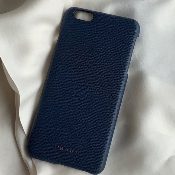 PRADA phone case - Picture 8 of 11